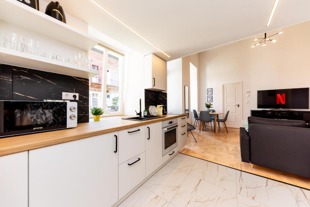 Kiraly Downtown Apartment بودابست المظهر الخارجي الصورة