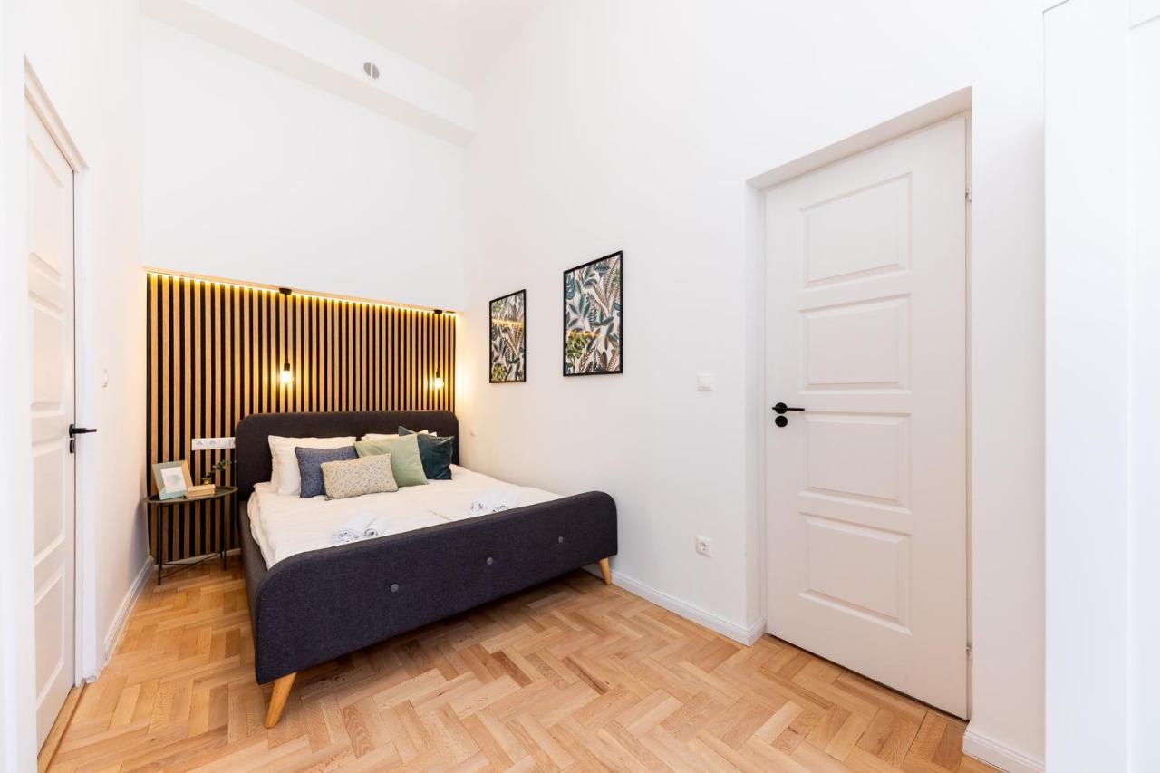 Kiraly Downtown Apartment بودابست المظهر الخارجي الصورة